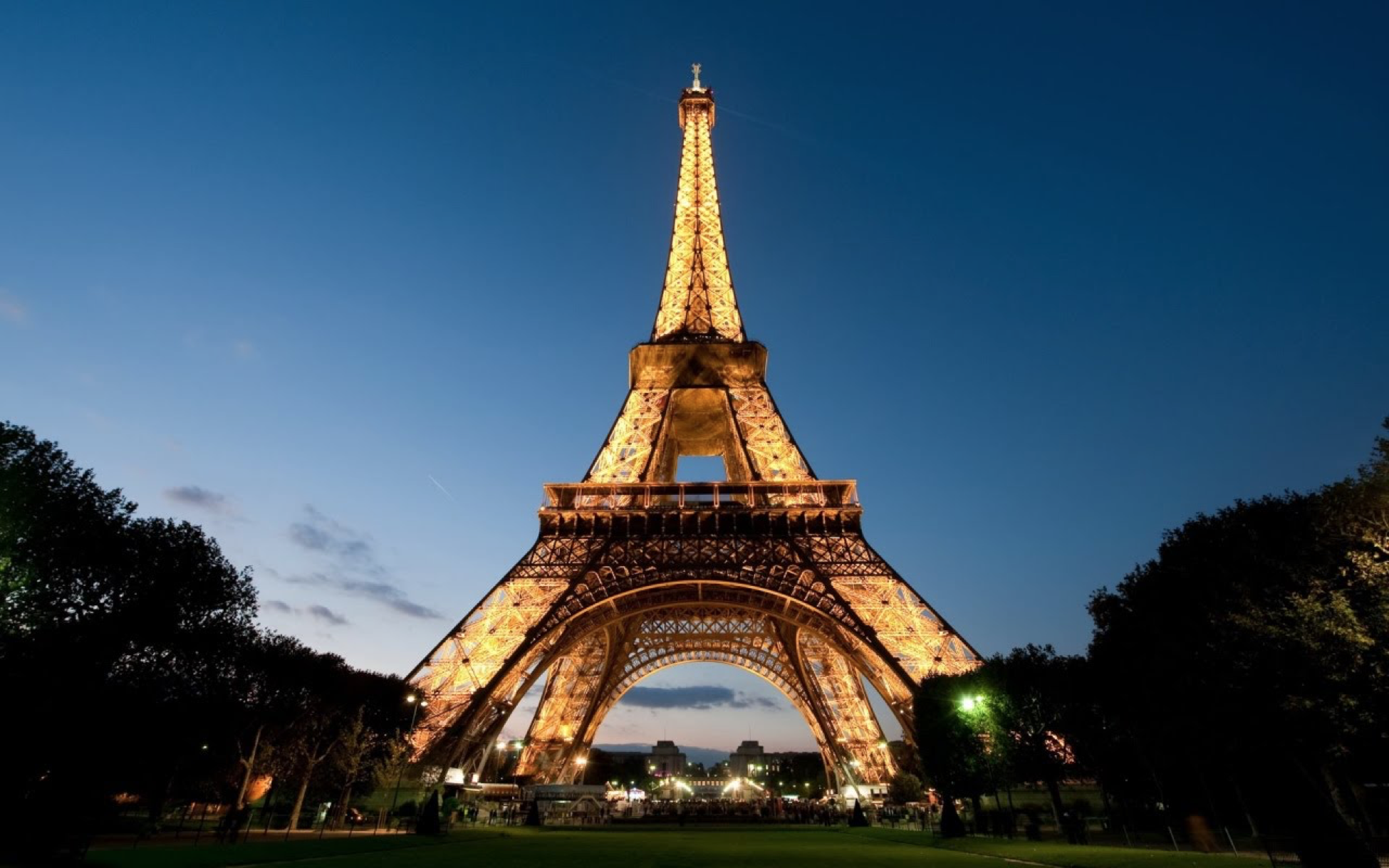 alt='visitare Parigi'