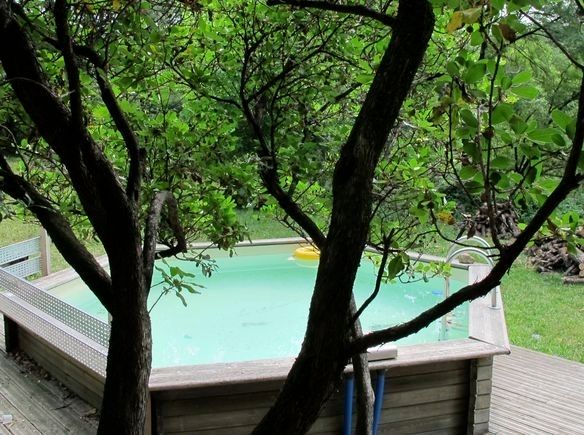 scambio-casa-con-la-famiglia-casa-campagna-con-piscina